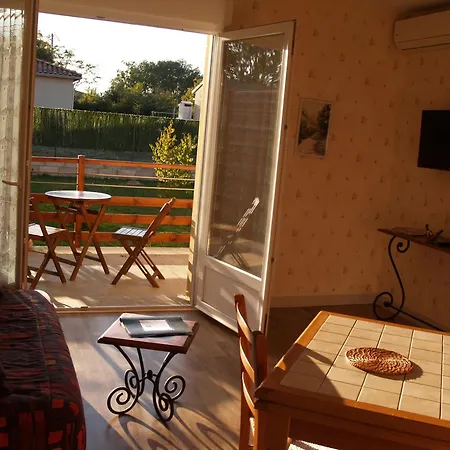 Le Rouge-gorge Du Pescofi Apartment *